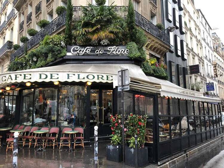 The 12 best walking tours in Paris