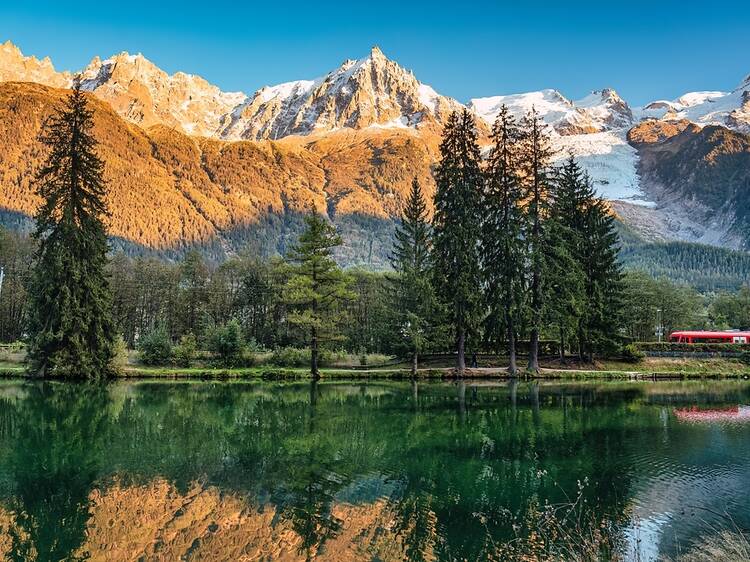 A brand-new winter night train will travel from Paris to the Alps this year